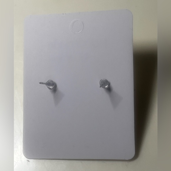 Dino skeleton Earrings handcrafted - Picture 2 of 2